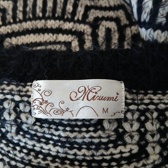 Mizumi Sweater Dress  M Fuzzy Soft Eyelash Knit Black Cream Geometric Tunic - Picture 8 of 10